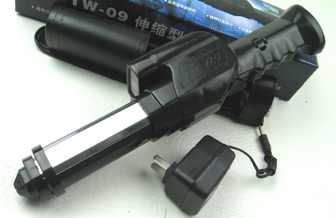 高電壓TW-09伸縮型防暴防身器材